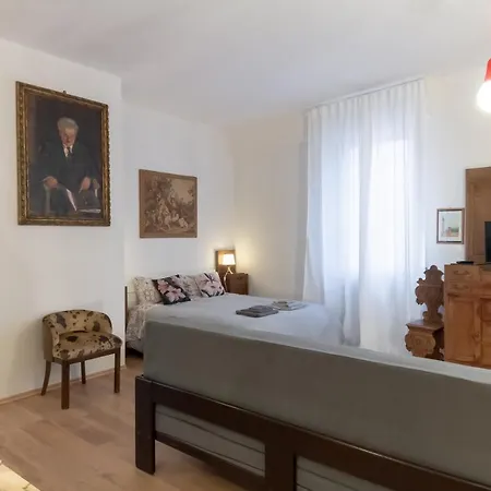 Mini Nazario Sauro شقة